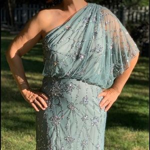 NWT Adrianna Papell one shoulder beaded gown